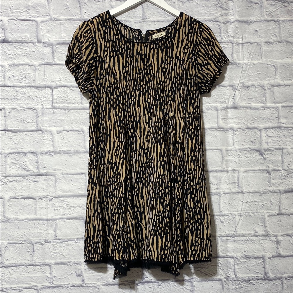 Silence + Noise Black and Tan Patterned Midi Dress medium size
